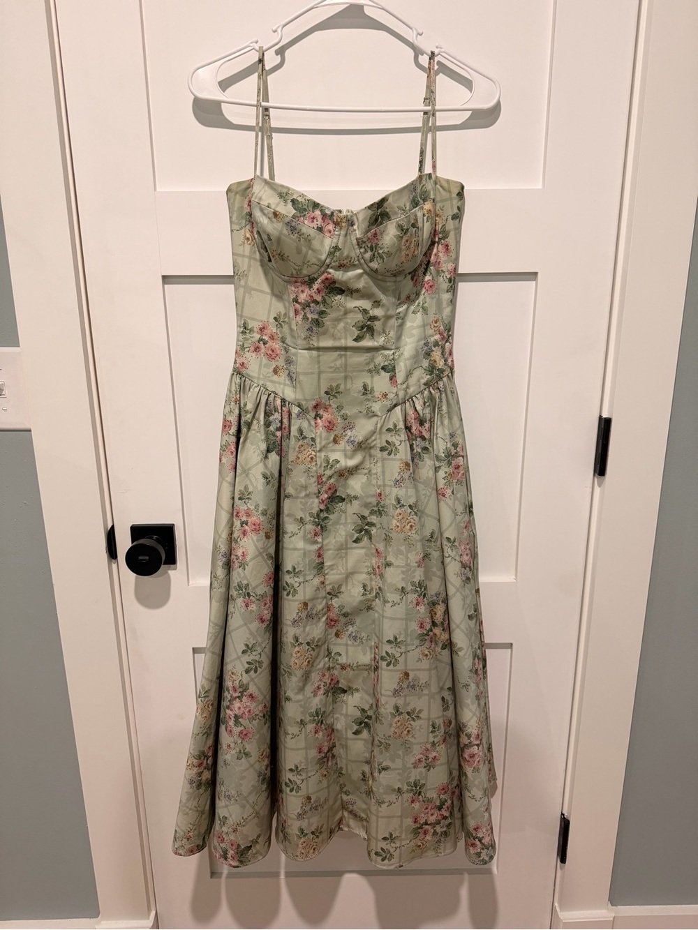 House of CB - Samaria Sage Floral Print Cotton Midi Dress - Size Medium